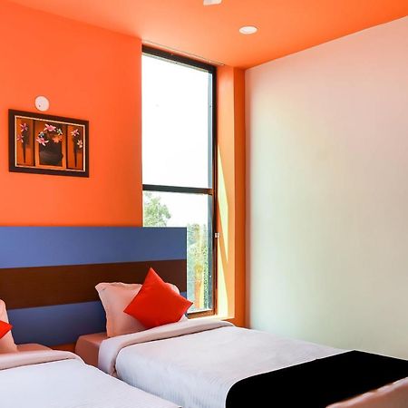 Capital O 67249 Hotel Planet 布巴内什瓦尔 外观 照片