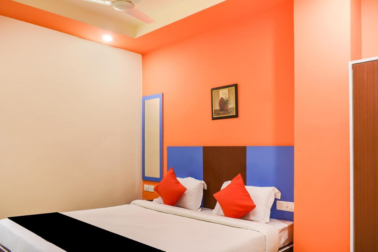 Capital O 67249 Hotel Planet 布巴内什瓦尔 外观 照片