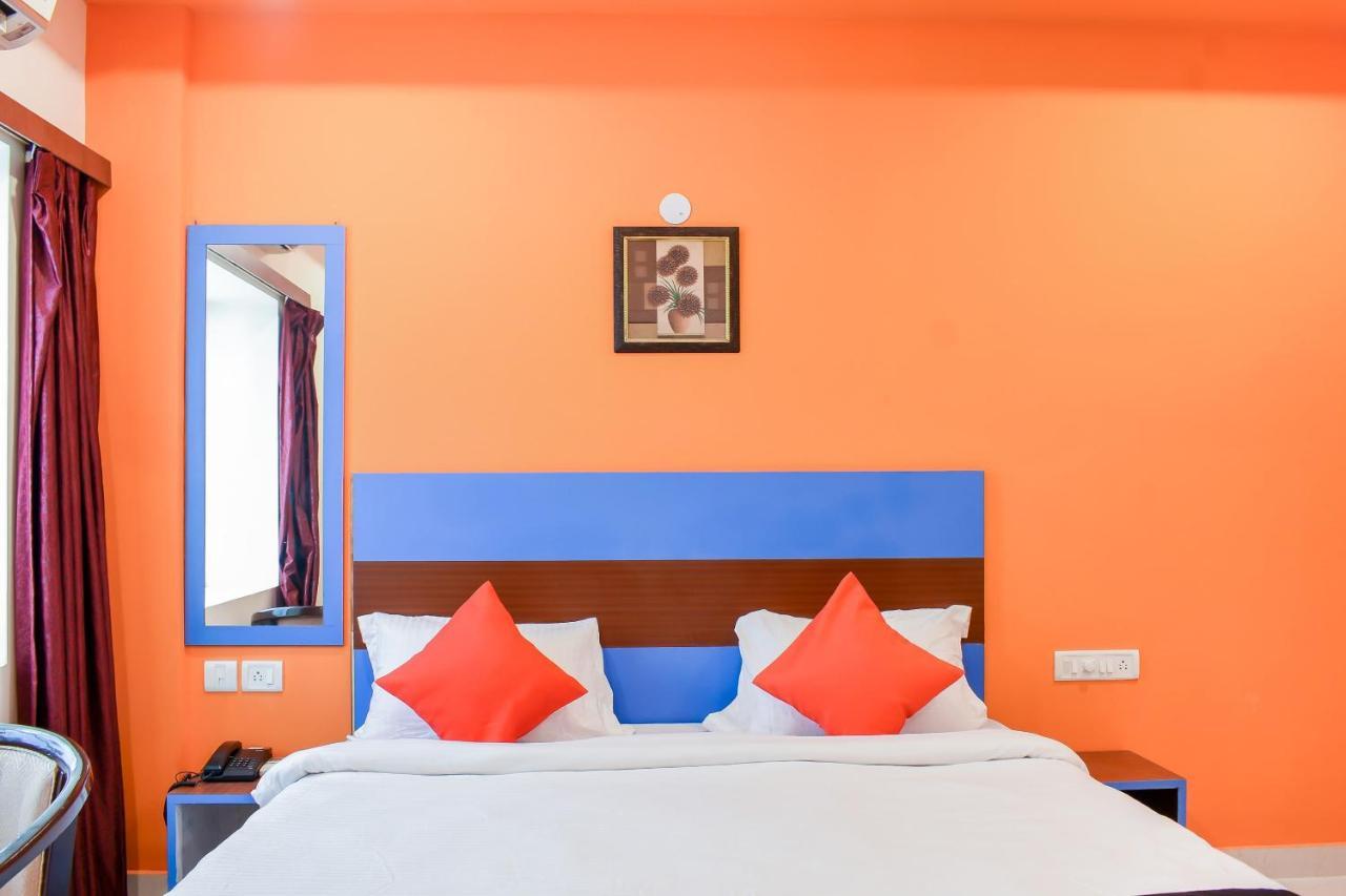 Capital O 67249 Hotel Planet 布巴内什瓦尔 外观 照片