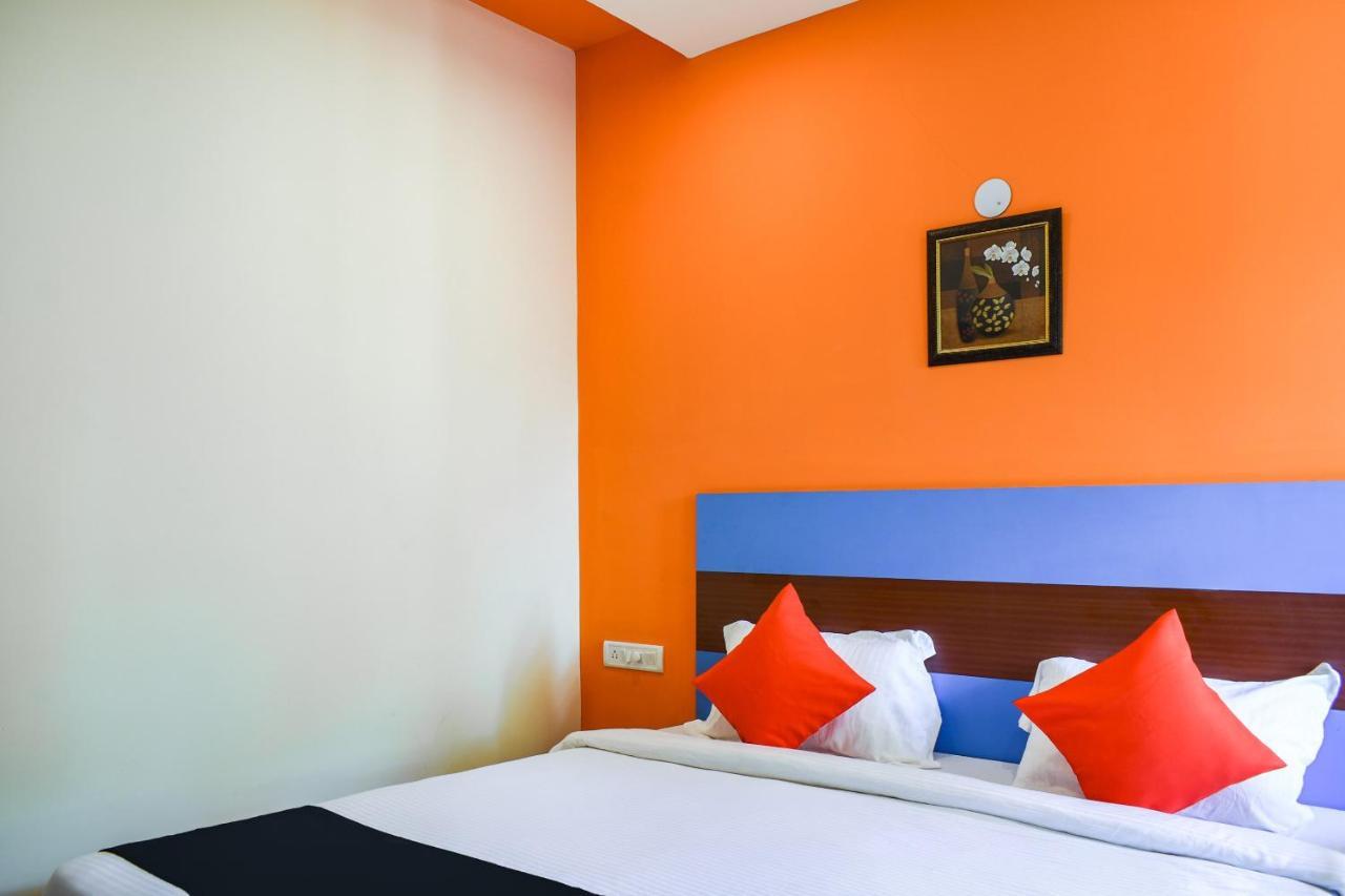 Capital O 67249 Hotel Planet 布巴内什瓦尔 外观 照片